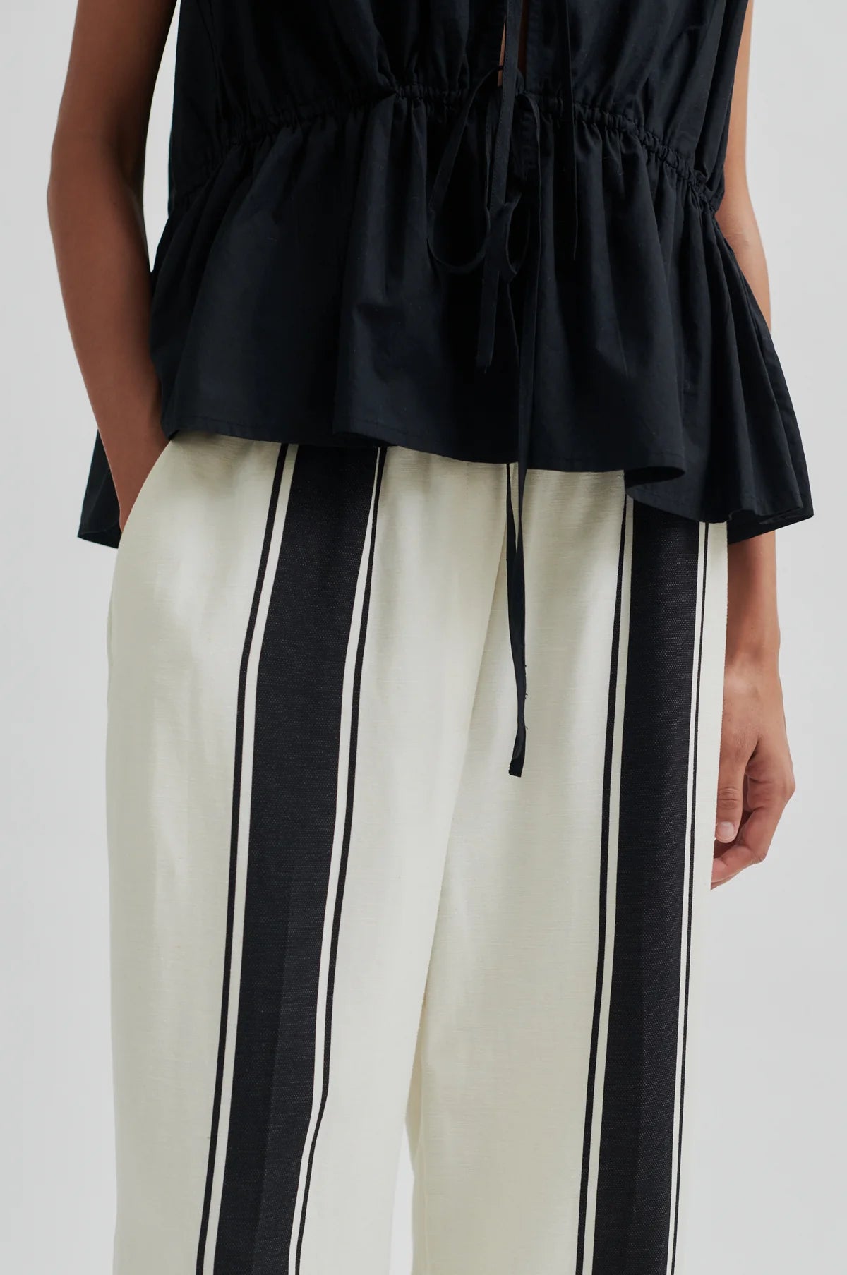 Lie Trousers | White Alyssum