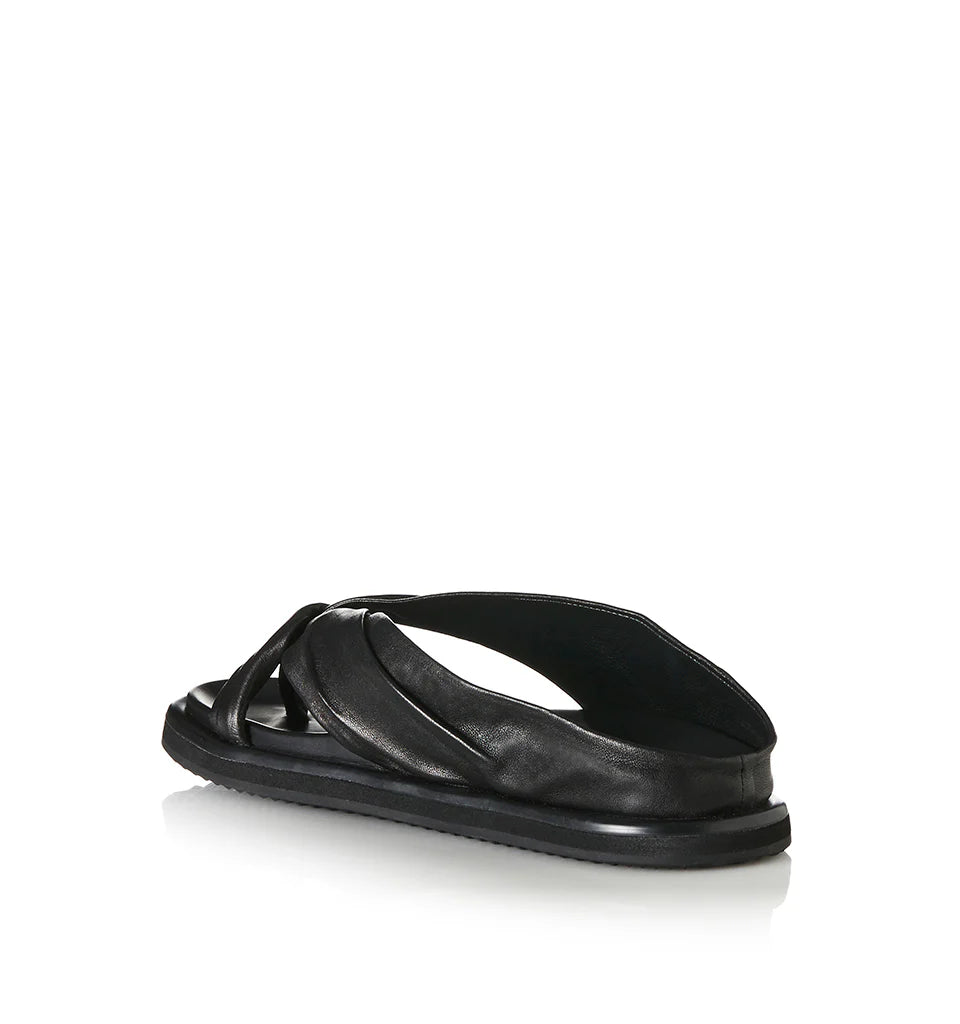 Paola | Black Leather