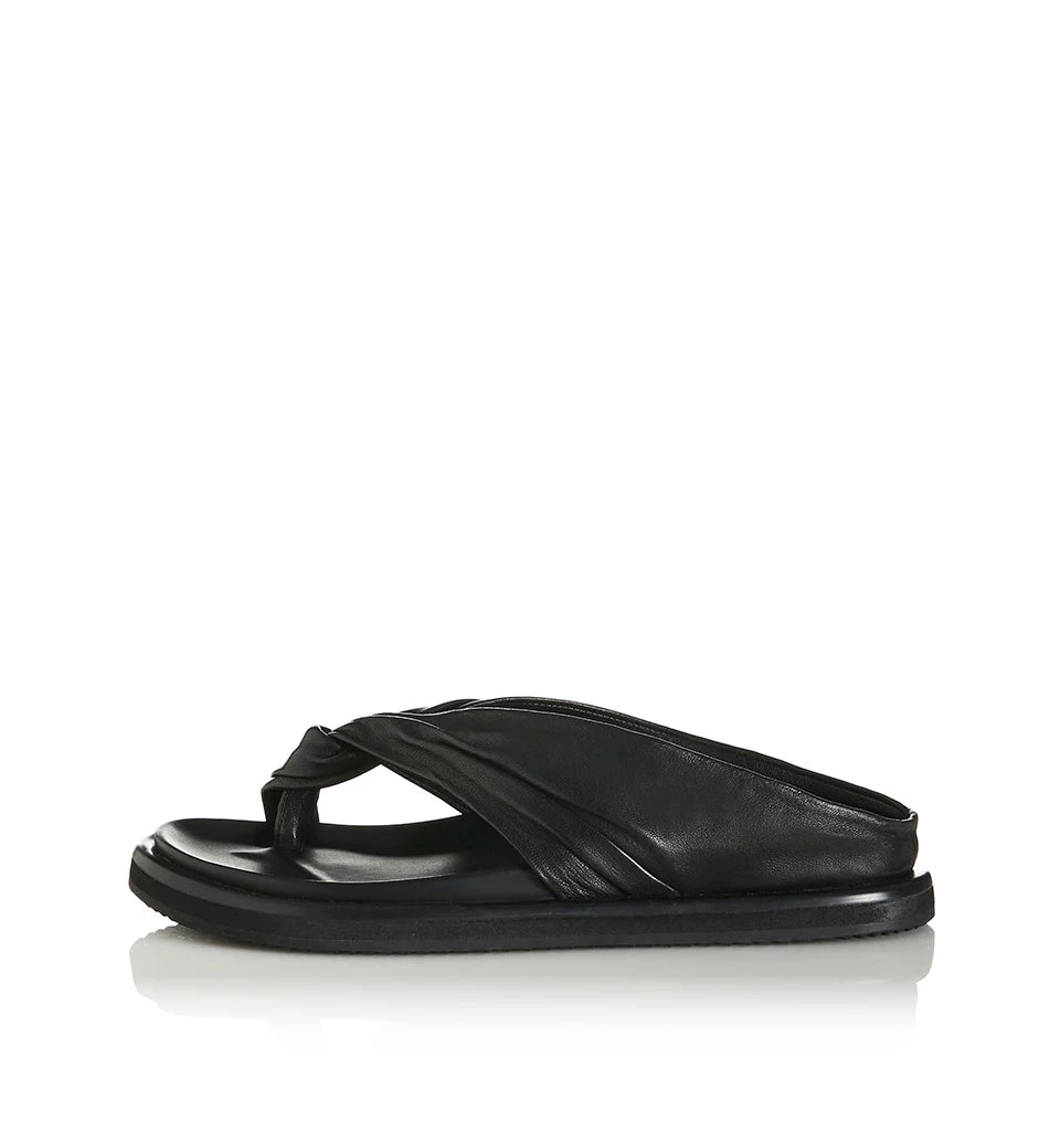 Paola | Black Leather