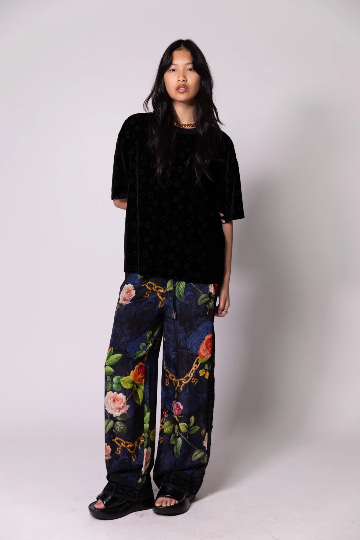 Chains and Roses Vacay Pant | Black Print