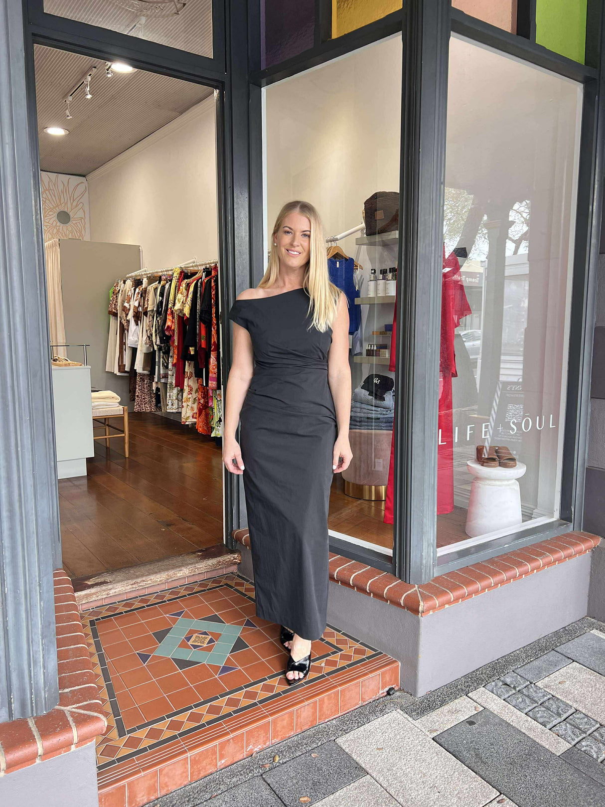 Campbell Off The Shoulder Maxi Dress | Black