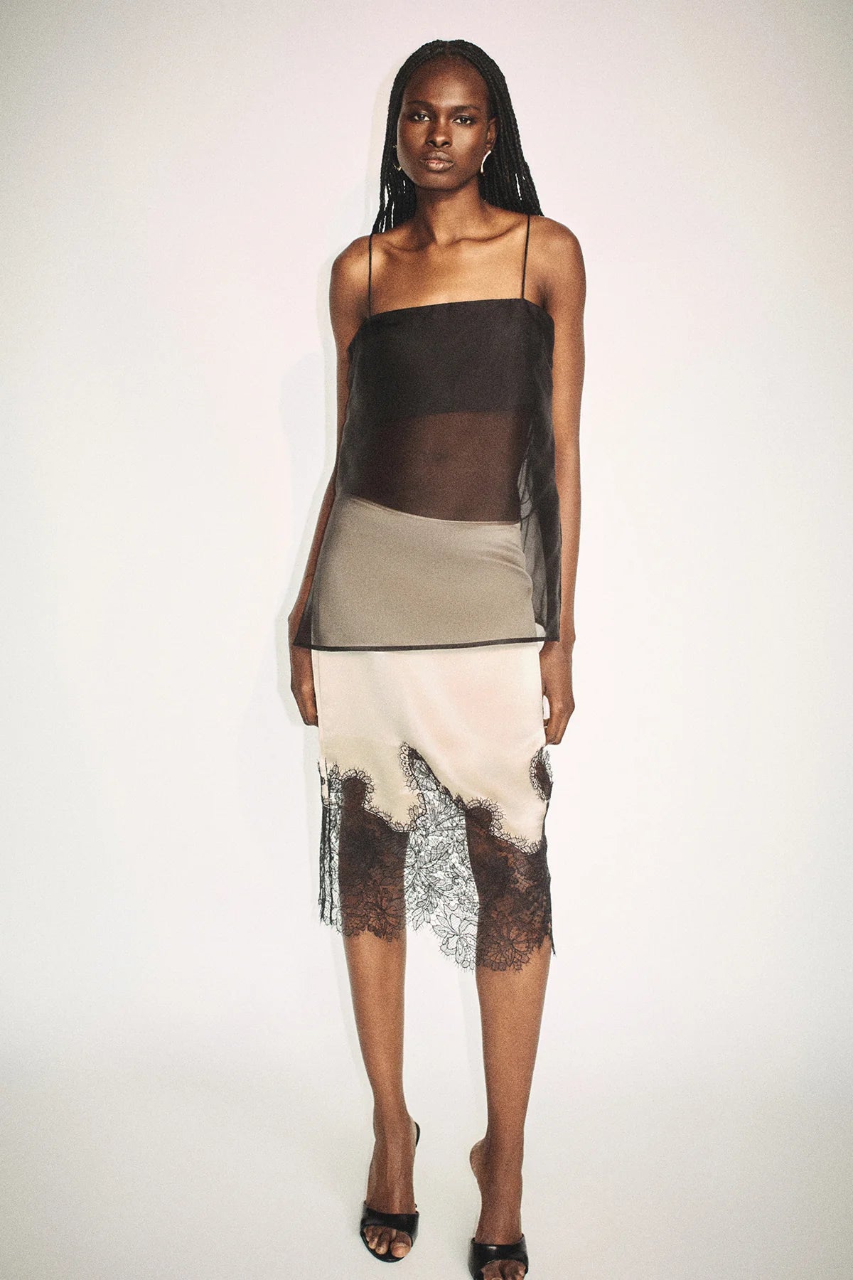 Lucia Lace Midi Skirt | Champagne