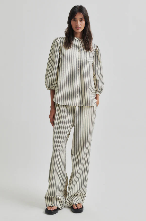 Serifa Trousers | Black