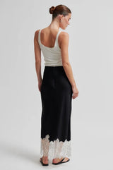 Wila Skirt | Black