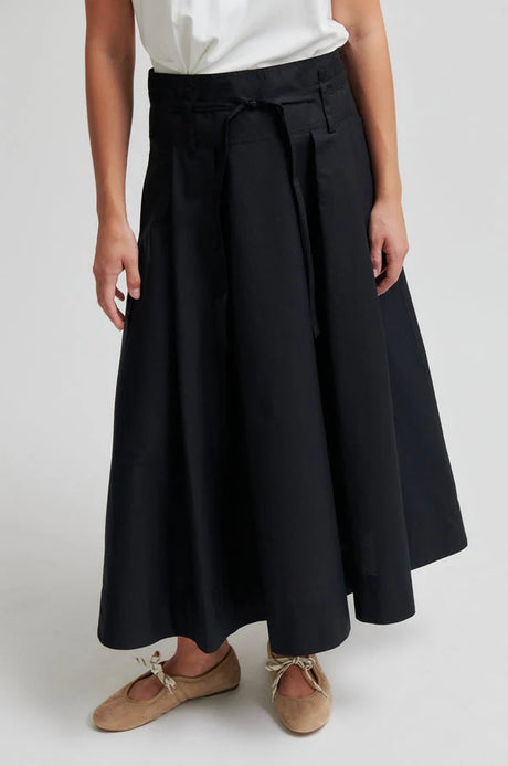Larkini Skirt | Black