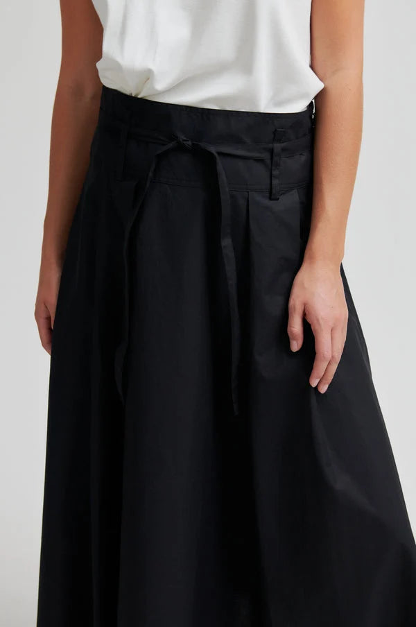 Larkini Skirt | Black