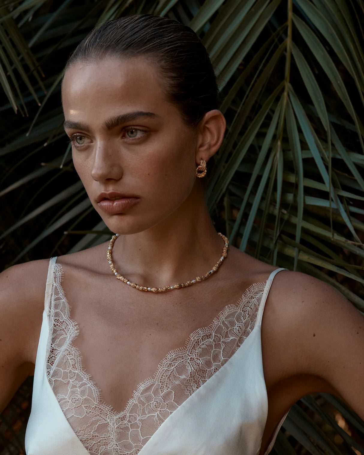 Begonia Necklace