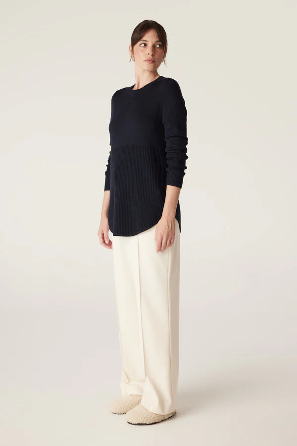 The Highlands Merino Jumper | Navy