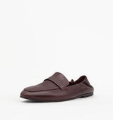 Ives | Burgundy Oiled Leather