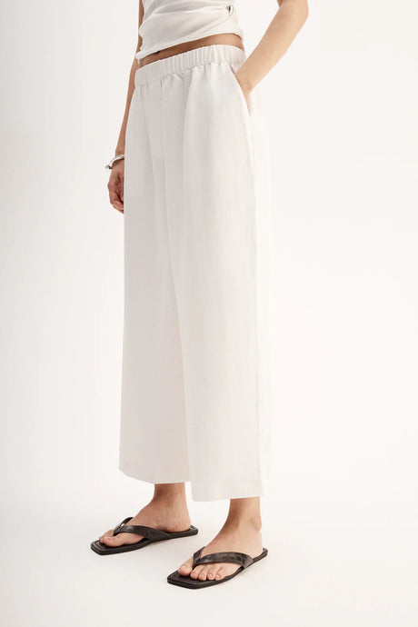 Sonia Pant | White