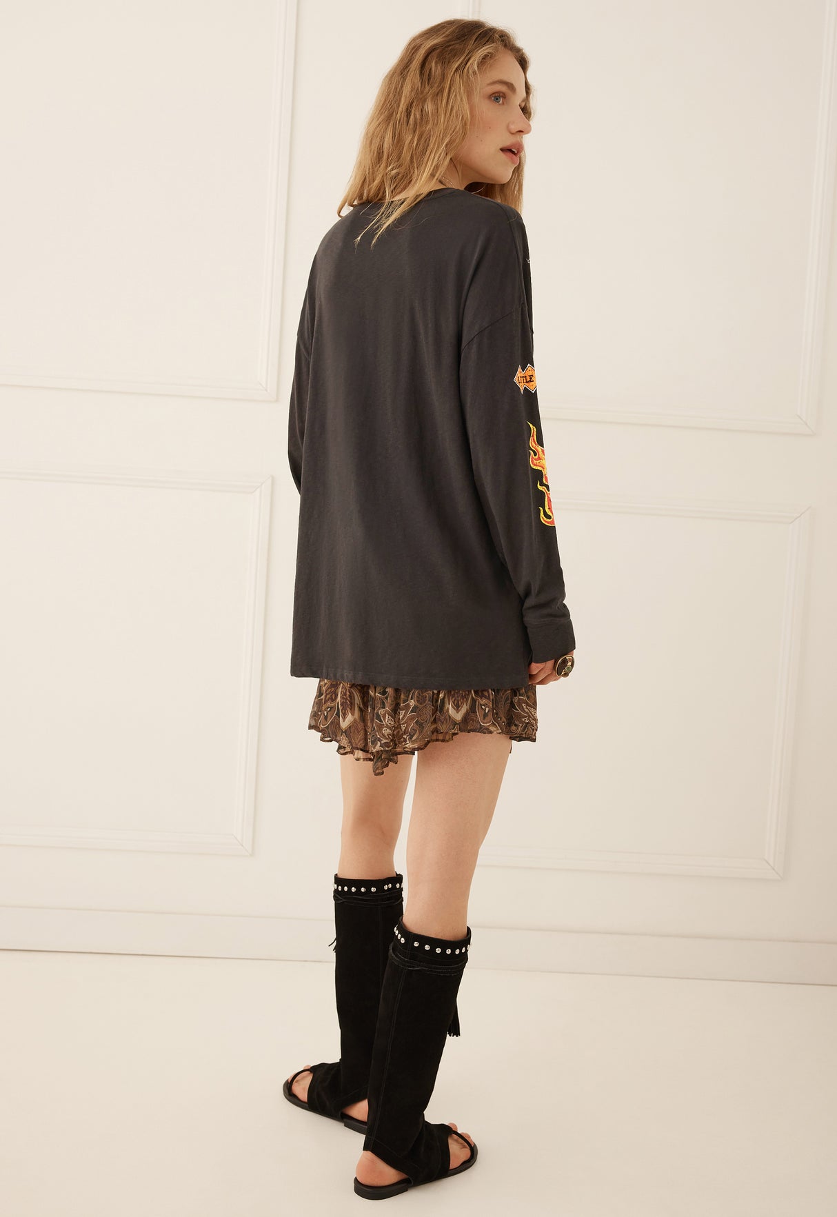 Pajarito Long Sleeve Tee | Charcoal Grey