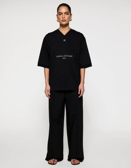 Larissa Logo Tee | Black
