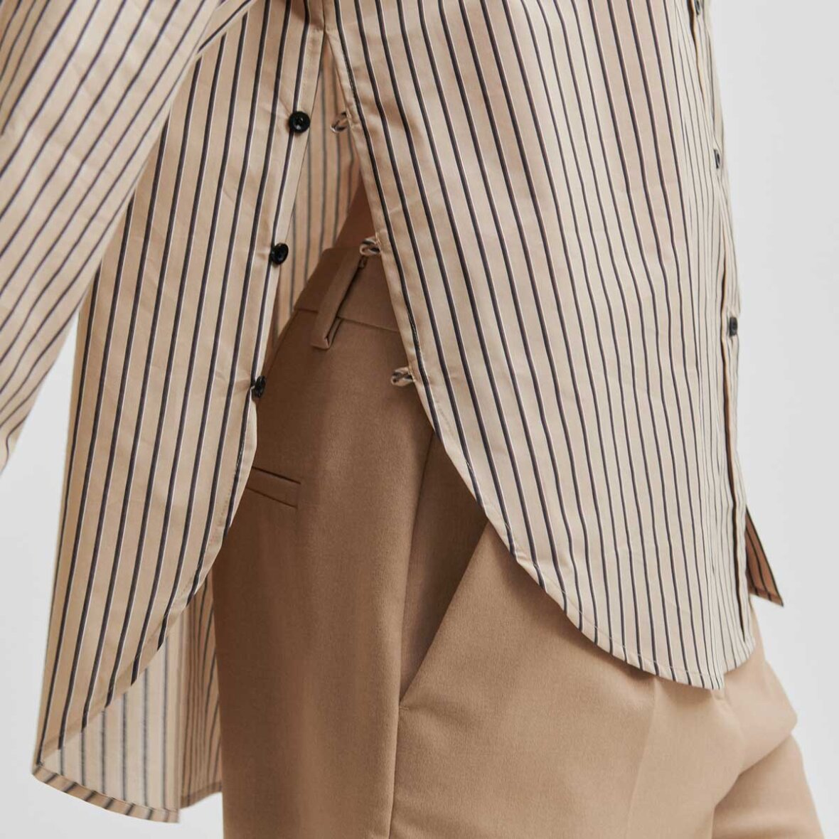 Serina Shirt | Camel