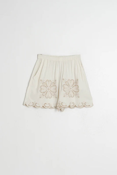 Scalloped Embroidery Short | Ecru